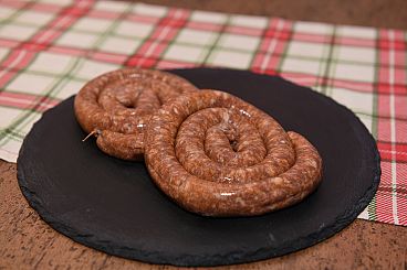 Pikantna žar klobasa